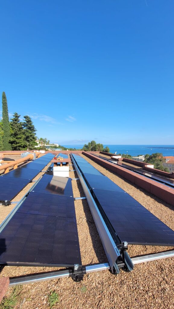 Panneau solaire entreprise cannes 06